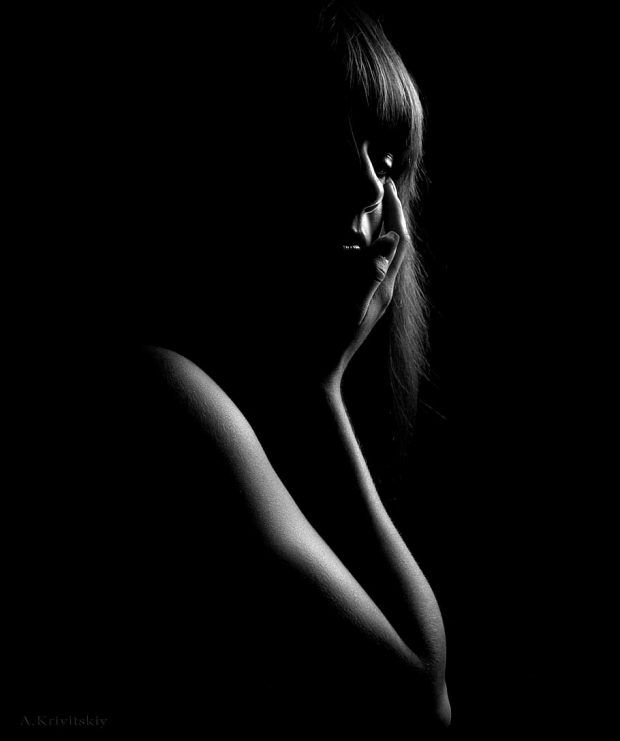 https://www.wallpaperflare.com/woman-s-face-female-shadow-light-black-and-white-profile-wallpaper-zutjo