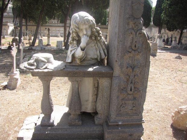 Cimitero Monumentale di Bonaria. Fotografata da Mindaugas Peleckis.