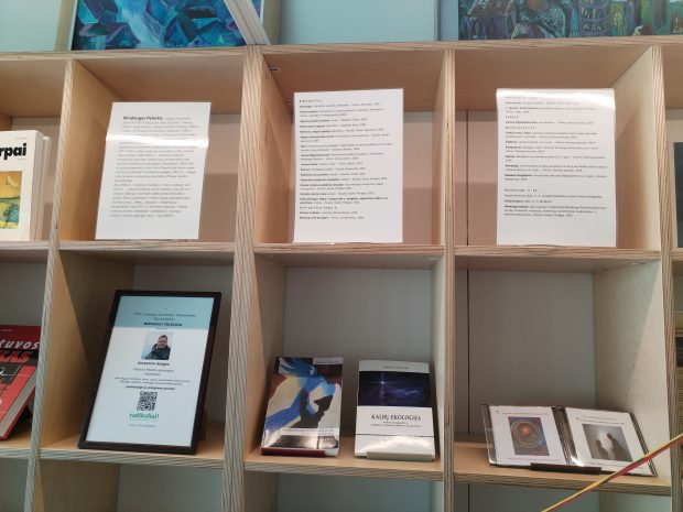 Mindaugo Peleckio bibliotekos knygos - Pilaitės gimnazijoje