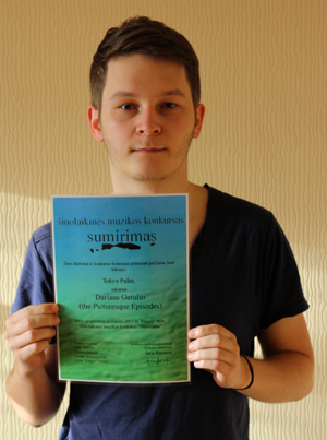 Sveikiname nugalėtoją! Darius Gerulis - pirmasis eksperimentinės muzikos konkurso laureatas. Dariaus Gerulio asmeninio archyvo nuotr.